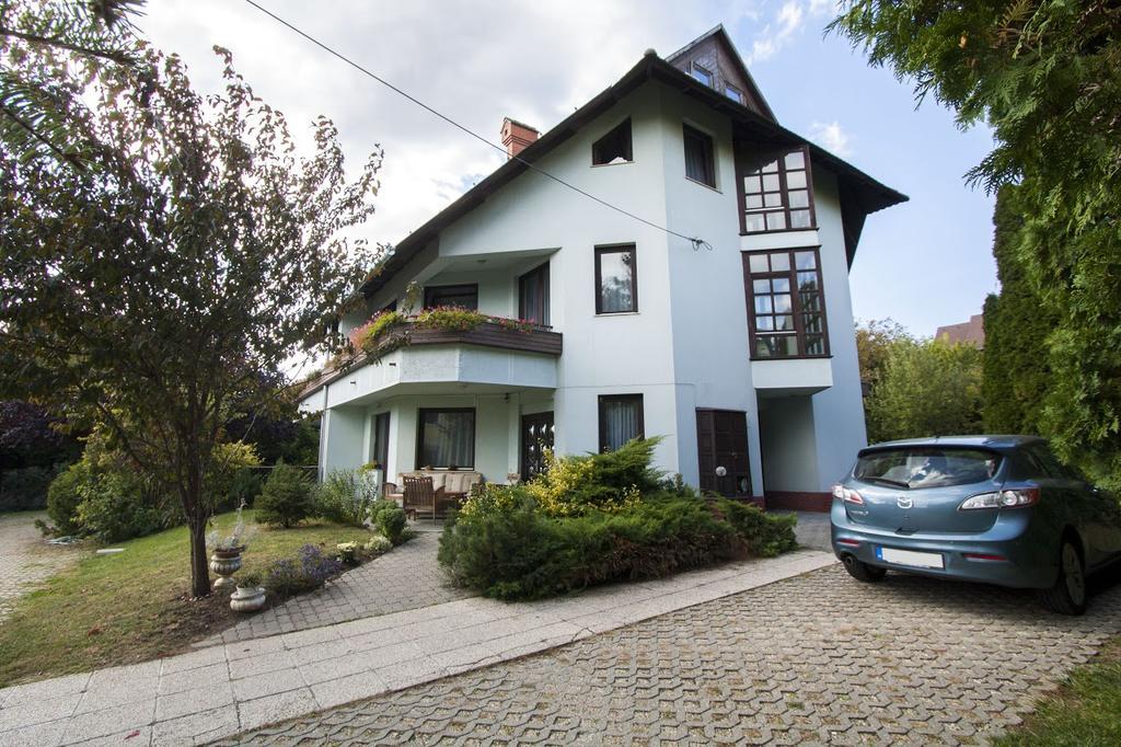 Dominika Apartman Hotel Budapeste Exterior foto