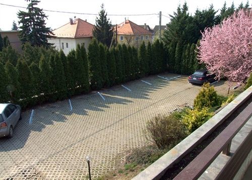 Dominika Apartman Hotel Budapeste Exterior foto